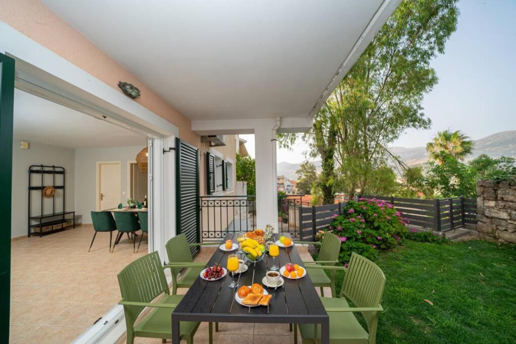Central & Elegant Suite With Private Garden Argostoli  Exterior photo